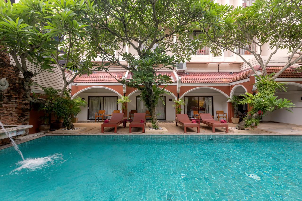 New Patong Premier Resort Екстер'єр фото